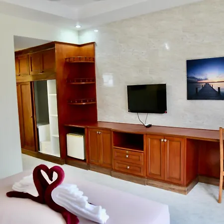 The Club Inn - Kamala Beach Esterno foto